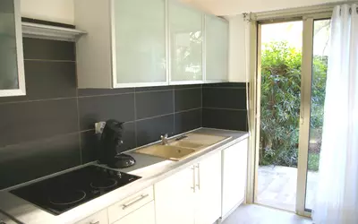 Nice (06000)