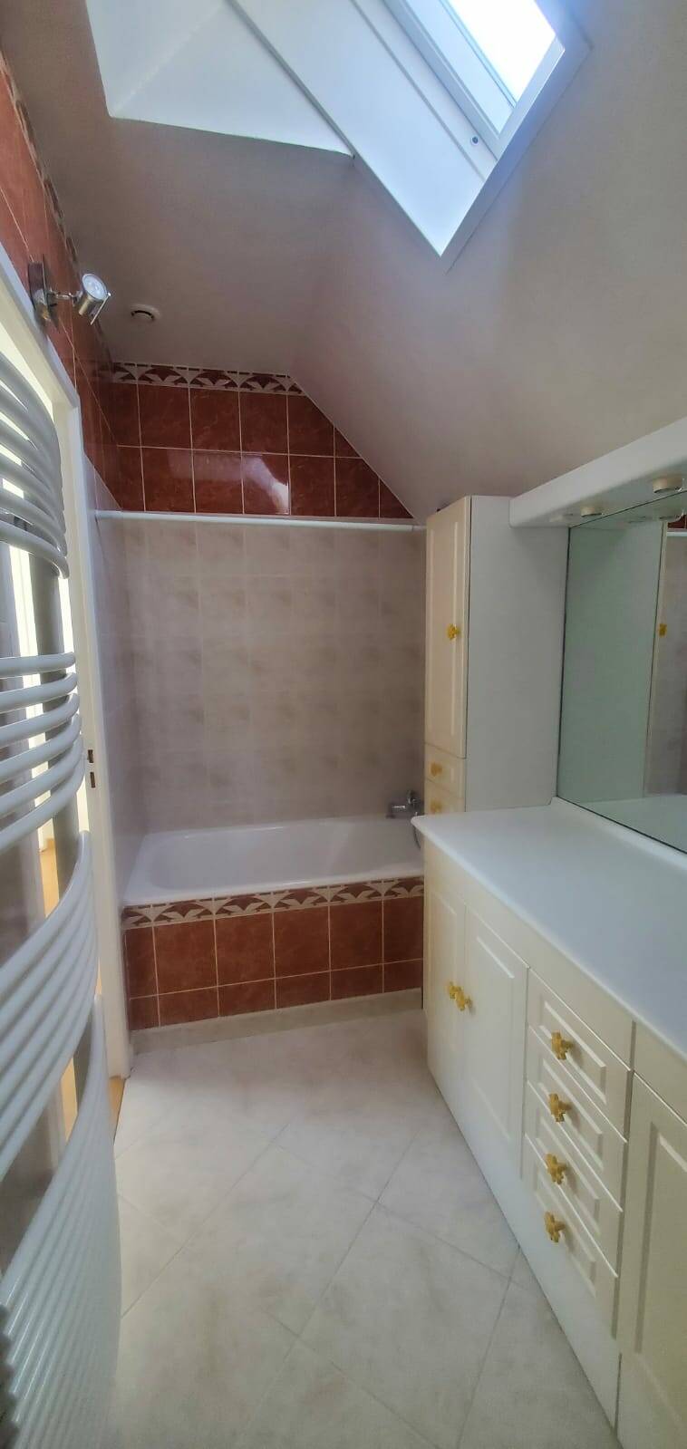 Jouy-Le-Moutier (95280)