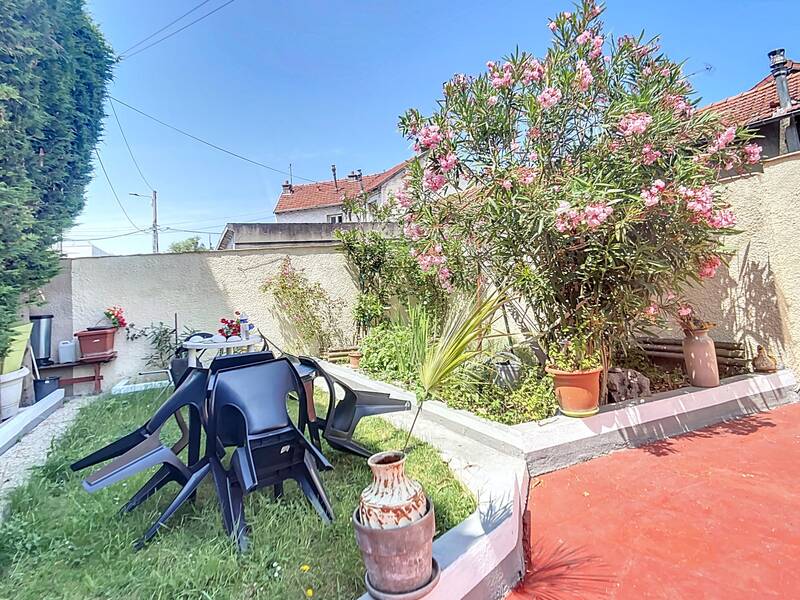 Montreuil (93100)