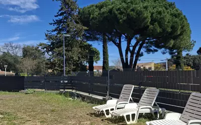 Tresques (30330)
