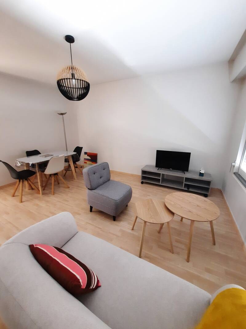 Angers (49000)