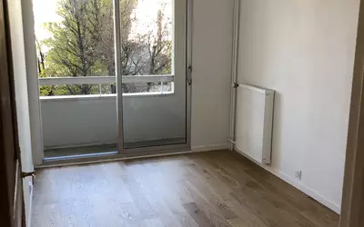 Puteaux (92800)