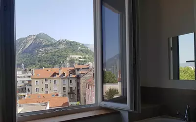 Grenoble (38000)