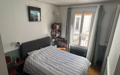 Appartement 3 pièces 64 m² · à Paris 10e · 64 m² · 700 000 €