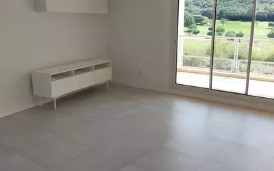 Nîmes (30000)