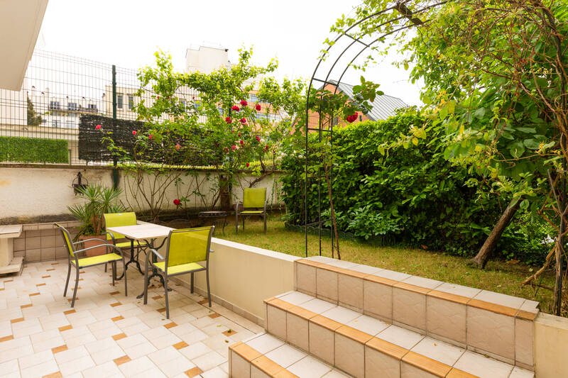 Avec Jardin Et Terrasse