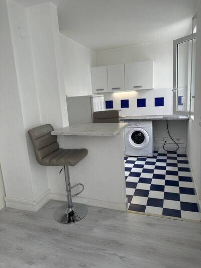 Location appartement studio Nanterre (92000)