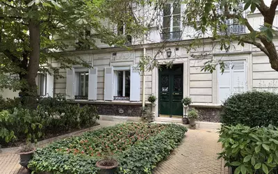 Paris 17E (75017)
