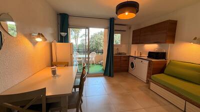 Location appartement studio Saint-Raphaël (83)