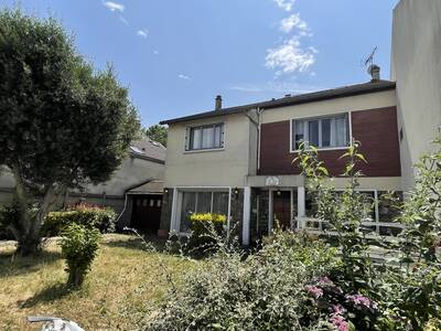 Vente maison 9 pièces Villejuif (94800)