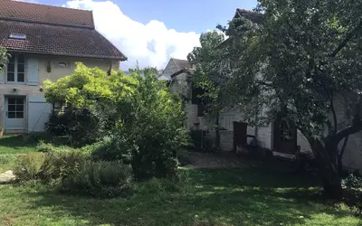 Moulins-En-Tonnerrois (89310)