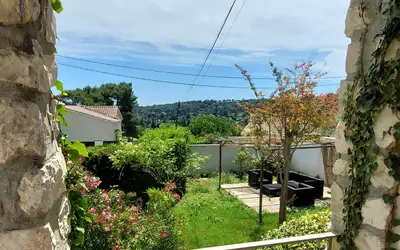 Villeneuve-Lès-Avignon (30400)