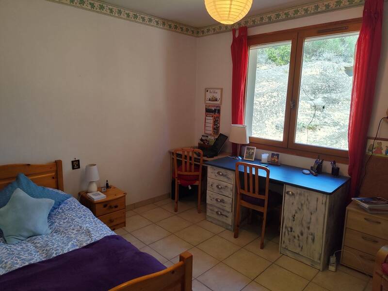 Rousset-Les-Vignes (26770)