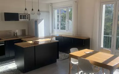 Nantes (44000)