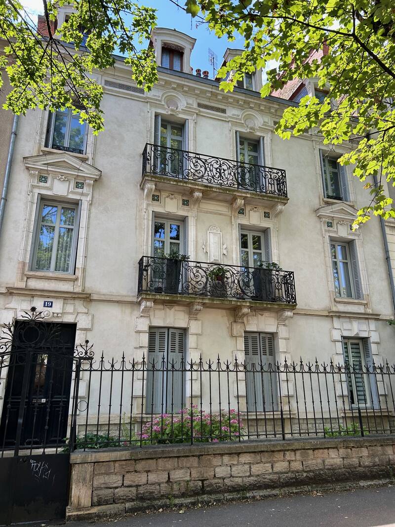 Dijon (21000)