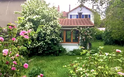 + Ses 2 Dépendances, Noisy-Le-Sec