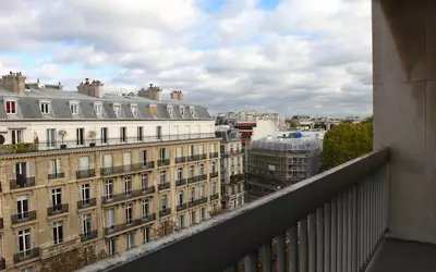 Paris 8E