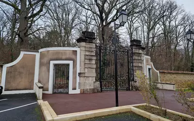 Fontainebleau (77300)