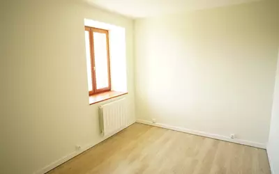 Maison-Rouge (77370)