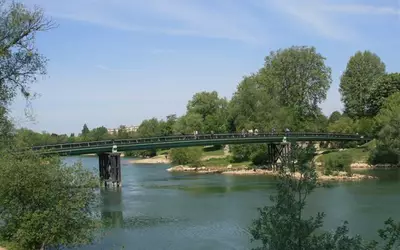 Champs-Sur-Marne (77420)