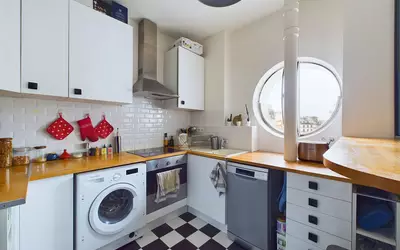 Paris 17E