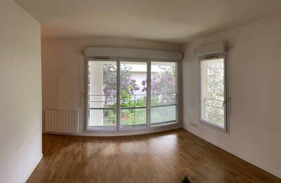 Location appartement studio Courbevoie (92400)