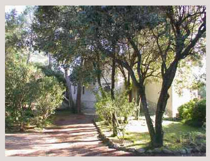 Roquefort-Les-Pins (06330)