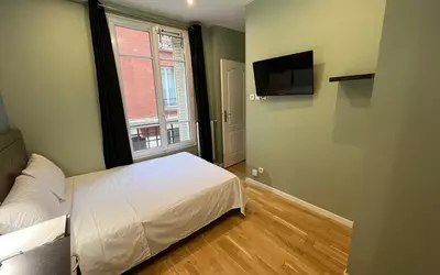 Paris 17E (75017)