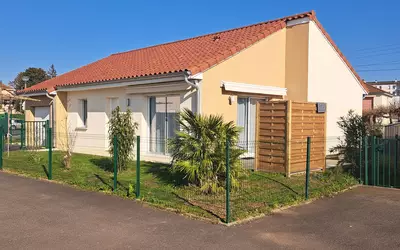 Charnay-Lès-Mâcon (71850)