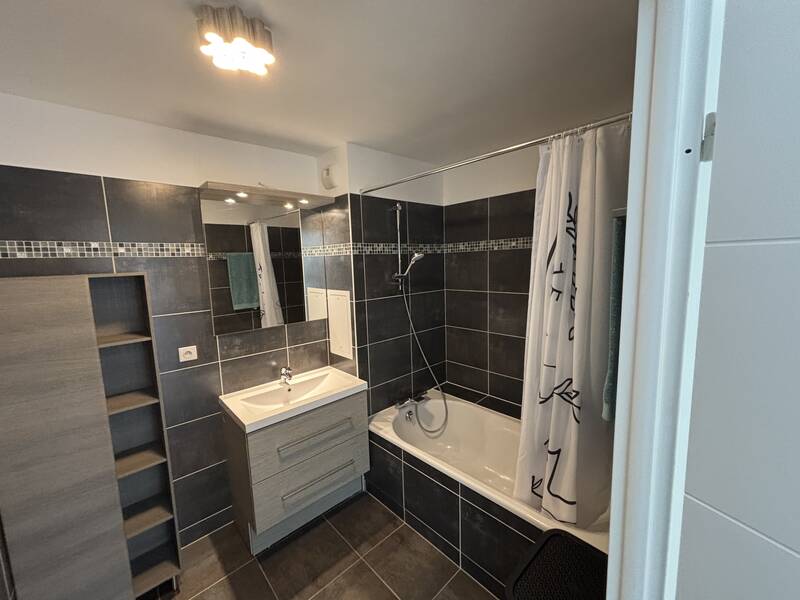 Bois-Colombes (92270)