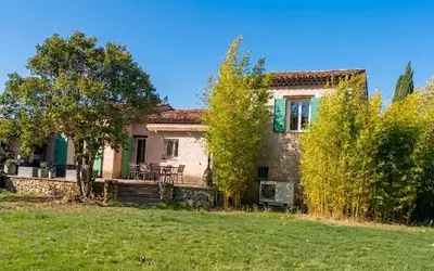 Pertuis (84120)