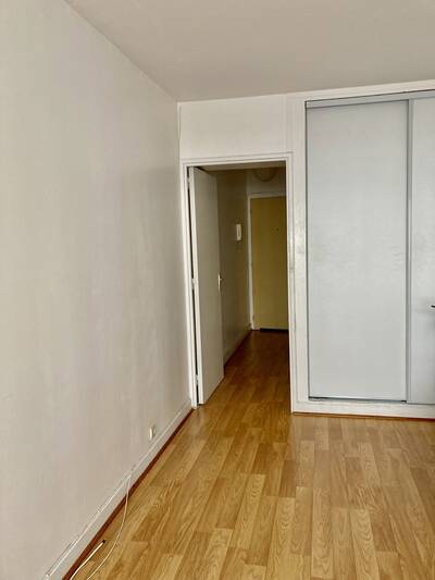 Location appartement studio Paris 15e