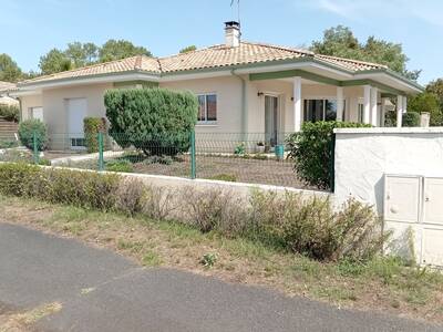 Vente maison 4 pièces Arès (33740)