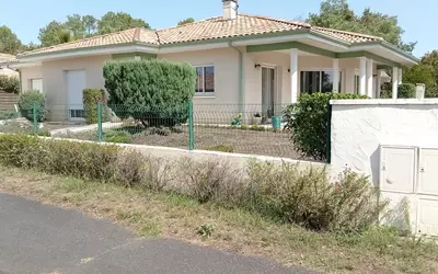 Arès (33740)