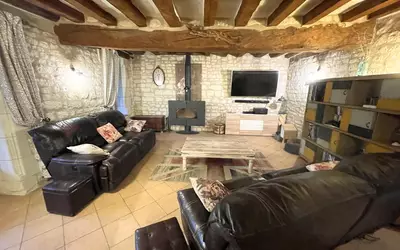 Vézières (86120)