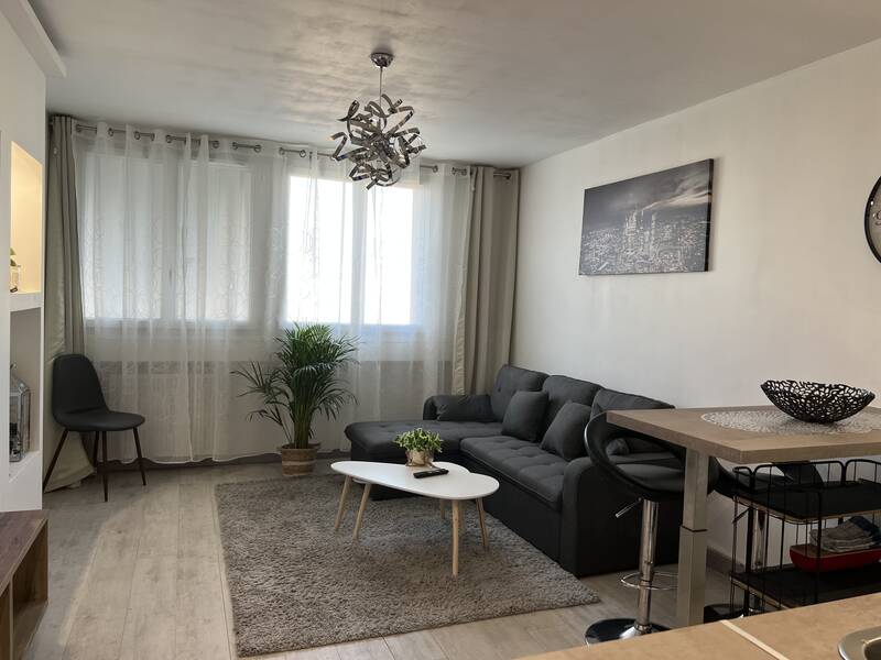 Oullins (69600)