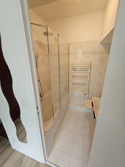 Location appartement studio Paris 10e