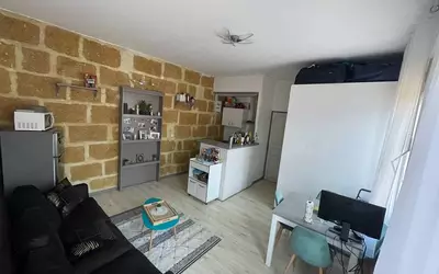 Nîmes (30000)