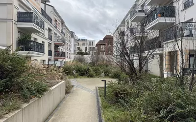 Maisons-Alfort Avec Terrasse Et Jardin