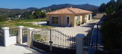 Location maison 4 pièces Aix-en-Provence (13)