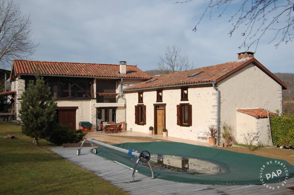 Maison 5 pièces 450 m² · à Sauveterre-de-Comminges · 450 m² · 390 000 €
