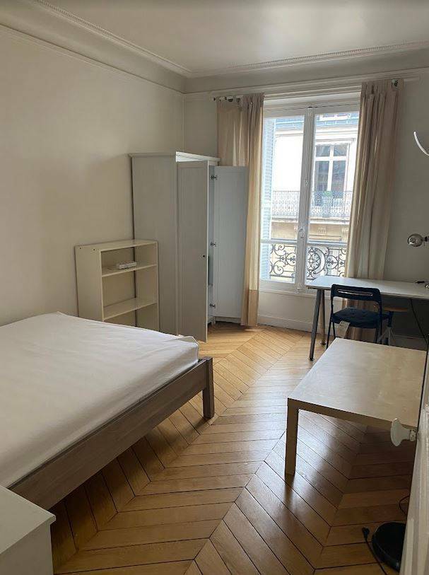 Paris 17E