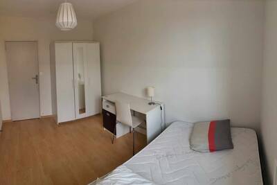 Location chambre en colocation 5 pièces Bordeaux (33)
