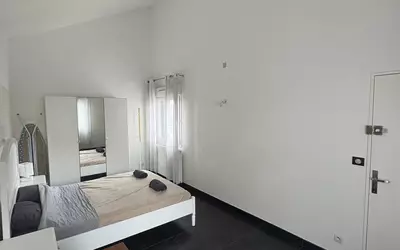 Saint-Denis (93200)
