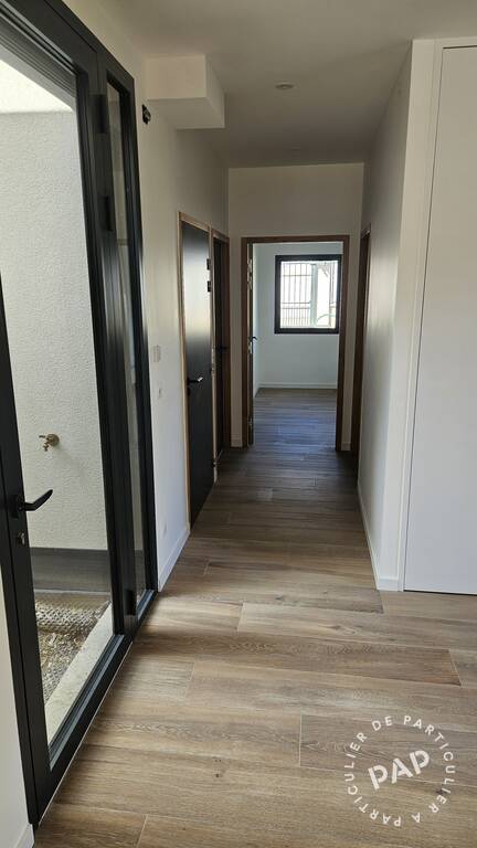 Maison 2.800&nbsp;&euro; 126&nbsp;m² Caluire-Et-Cuire (69300)