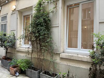 Location appartement 2 pièces Paris 18e