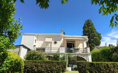 Provins (77160)