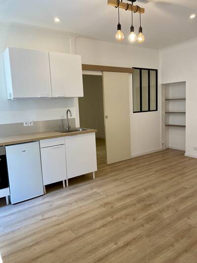 Location appartement 2 pièces Nîmes (30)