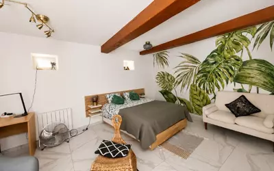 Oullins (69600)