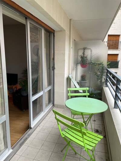 Location appartement studio Paris 17e